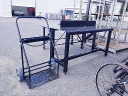 Établi en acier 72''x24''x37'' + chariot pour bonbonne