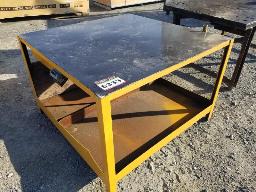 Table de travail 48''x49''x32''