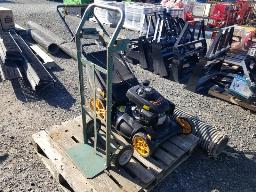 POULAN PRO Tondeuse a essence + 1 diable