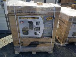 Machine a balancer les pneus, Dimension jante 10'' et 24'',  boite 38''x30''x44'', 245Lbs