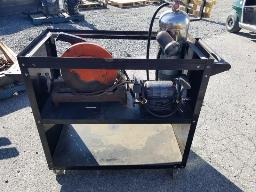 Étagère sur roues + Scie à métal + touret établie + extincteur à eau