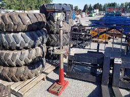 KING CANADA Presse drill a colonne 110V