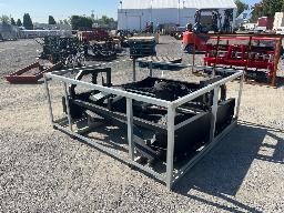 2025 CHERY, Niveleuse , attache skid steer