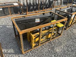 Marteau (breaker) skid steer