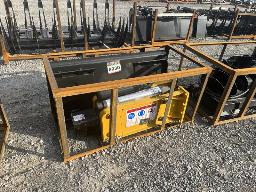 Marteau (breaker) skid steer