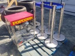 1 machine à maïs soufflé + 6 poteaux guidage à sangle