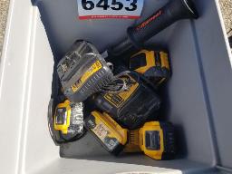 DEWALT chargeur + batterie