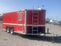 2006, DYNAZOR 8,5, REMORQUE FERMÉE    2 ESSIEUX