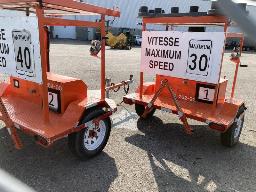 ARTISANALE , 2 REMORQUES RADAR