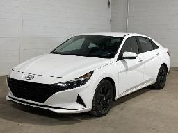 2022, HYUNDAI ELANTRA, AUTOMOBILE    HYBRIDE