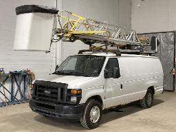 2011, FORD E-350, FOURGONNETTE    NACELLE