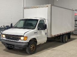 2007, FORD E-350, CAMION À 6 ROUES    CUBE