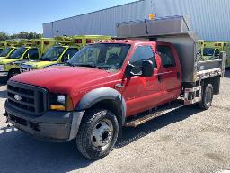 2006, FORD F-450 XL, CAMION À 6 ROUES    BENNE