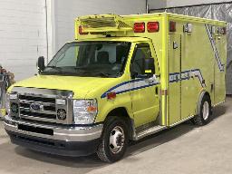 2018, FORD E-350, AMBULANCE    6 ROUES,