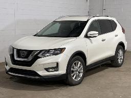 2017, NISSAN ROGUE SV, VUS