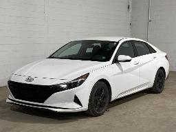 2022, HYUNDAI ELANTRA, AUTOMOBILE    HYBRIDE