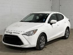 2018, TOYOTA YARIS, AUTOMOBILE