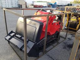 AGT Chargeur sur chenille SAC140T