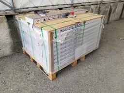 50 boites de plancher flottant en vinyl 48