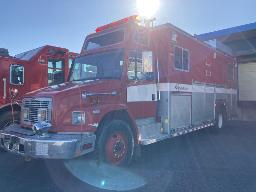 1996, FREIGHTLINER FL80, CAMION INCENDIE