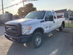 2016, FORD F-250 XL, CAMIONNETTE  4 X 4  AVEC CHASSE-NEIGE