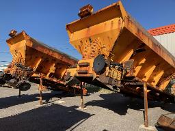 GD , LOT 2 ÉPANDEURS