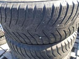 KUMHO WINTERCRAFT - 4 Pneus d'hiver 215/55R16