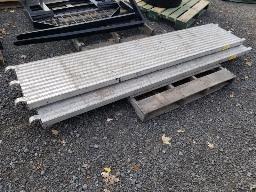 2 plateformes en aluminium pour échafaud