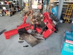 TECHNOLIFT TC588 - Machine à pneus diamètre max 63'' Diamètre roue 14'' à 26'', No. Série B539201, 220V