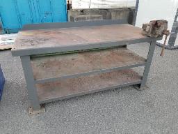 Établie en acier 72x31x34 avec étau