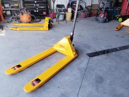 Transpalette manuelle, Cap 2500Kg, no. série 5136565