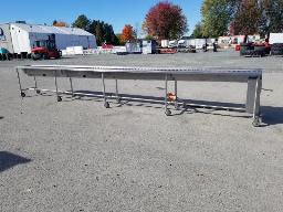 Évier en stainless avec convoyeur et prise électrique sur roues, environ 21