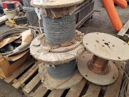 2 rouleaux petit cable acier + 1 rouleau de fil mise a la terre