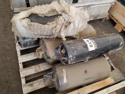 Lot de réservoirs a air