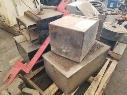 Lot de coffres variés