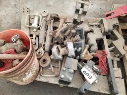 Lot de pièces pour tracteur