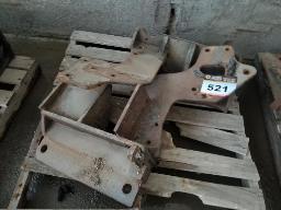 Main attelage pour équipements de déneigement