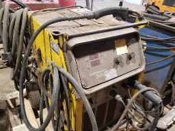 MILMASTER 260 Mig ESAB 220V