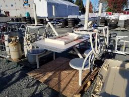 2 ensembles de table de cafeteria à 4 sièges tournants