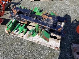 2 lots pièces pour gratte à neige  (Rangée 3)