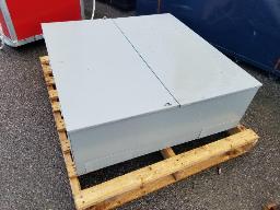 Boite en acier 36''x36''x12''