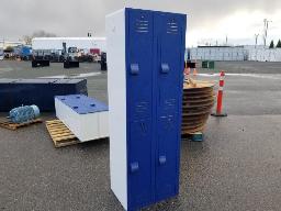 2 Sections de casiers d'école en plastique