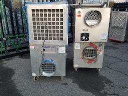 4 dépoussiéreurs industriel sur roulette 110V