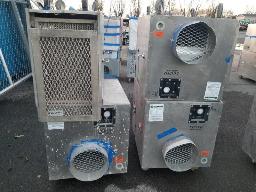 4 dépoussiéreurs industriel sur roulette 110V