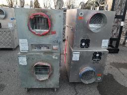 4 dépoussiéreurs industriel sur roulette 110V