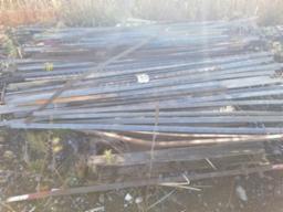 Lot poteaux métalliques