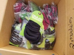 BULA environ 100 caches-cous, 2 modèles Neuf