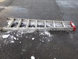 Escabeau en aluminium