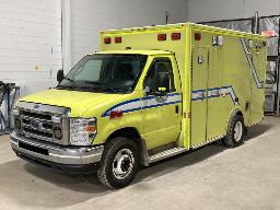 2017, FORD E-350, AMBULANCE    6 ROUES,