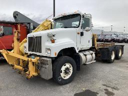 2010, INTERNATIONAL 5500 I, CAMION À 10 ROUES    AILE,